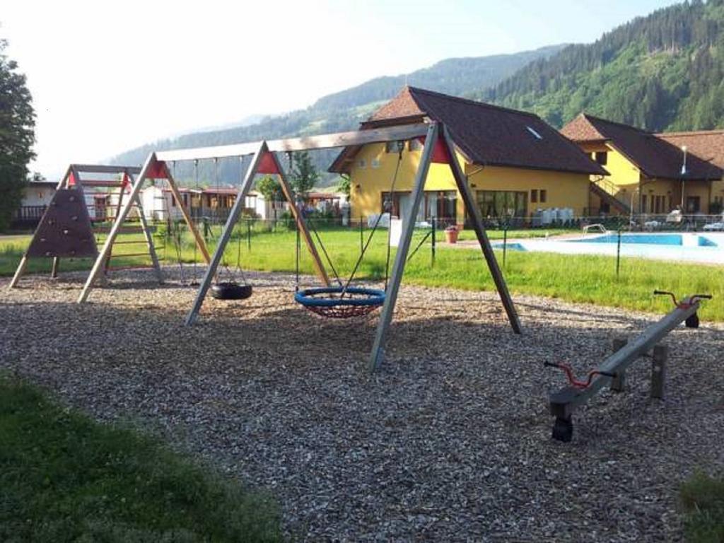 Hotel Victoria Camping Bella Austria Peterdorf Esterno foto