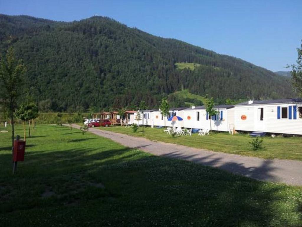 Hotel Victoria Camping Bella Austria Peterdorf Esterno foto